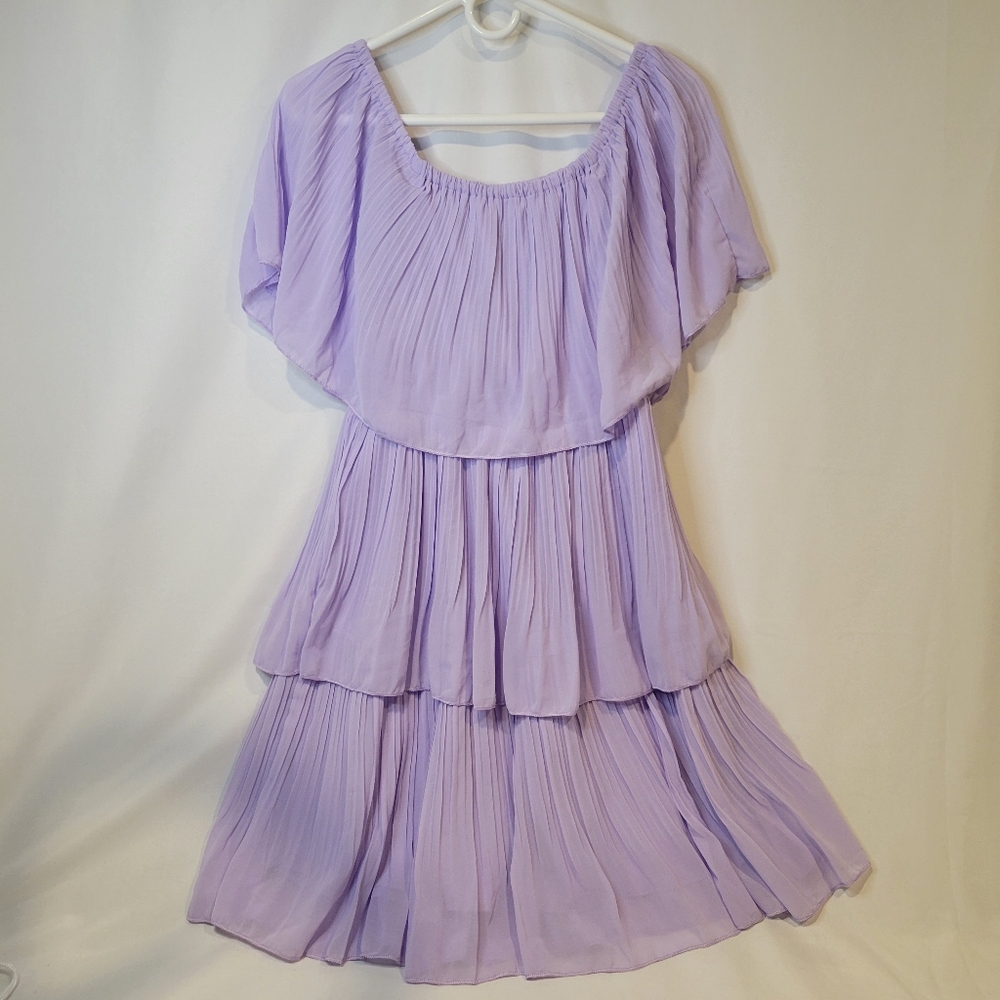 Chic Lavender Pleated Dress